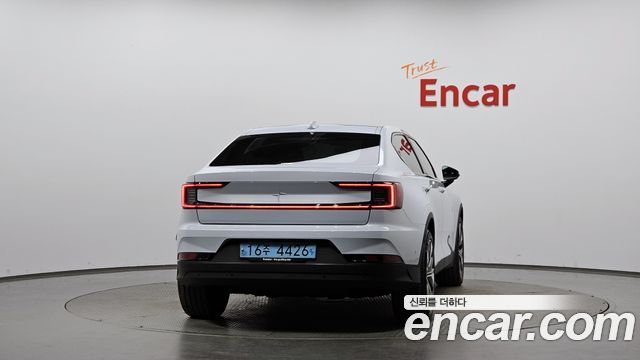 Polestar Polestar 2 2023 — photo 4