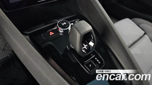 Polestar Polestar 2 2023 — photo 12