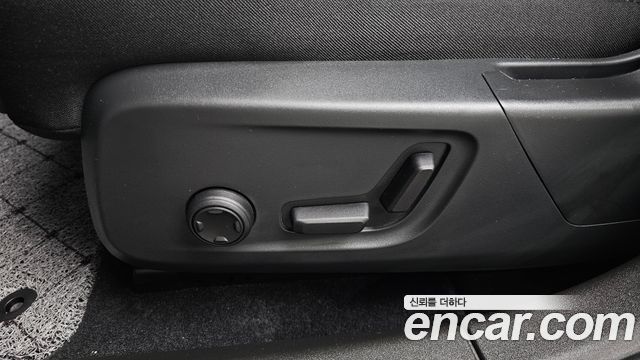Polestar Polestar 2 2023 — photo 29