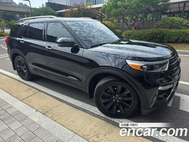 Ford Explorer 2020 — photo 8