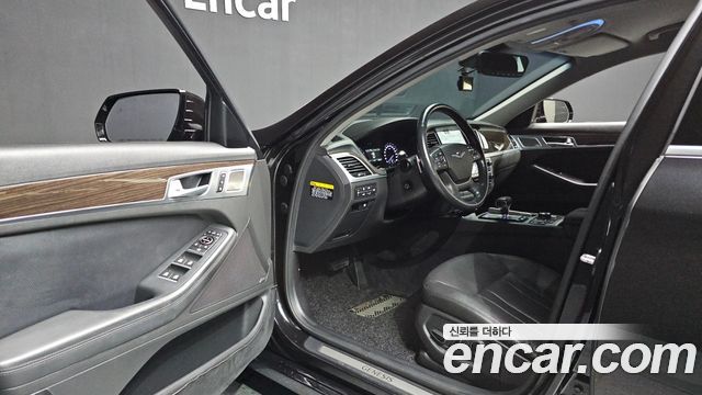 Genesis G80 2019 — photo 10