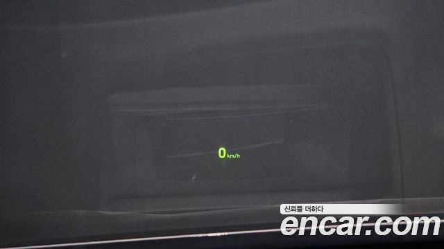 Genesis G80 2019 — photo 16