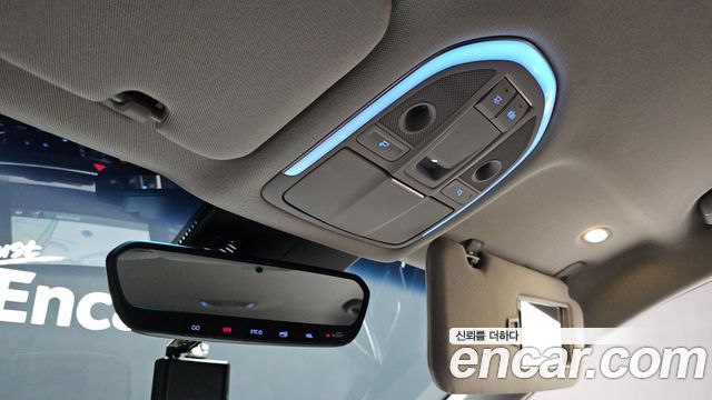 Genesis G80 2019 — photo 19