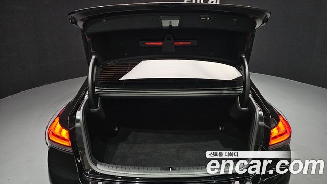 Genesis G80 2019 — photo 20