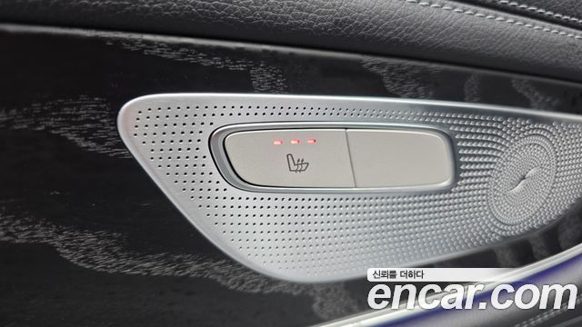 Mercedes-Benz CLS-Class 2022 — photo 24