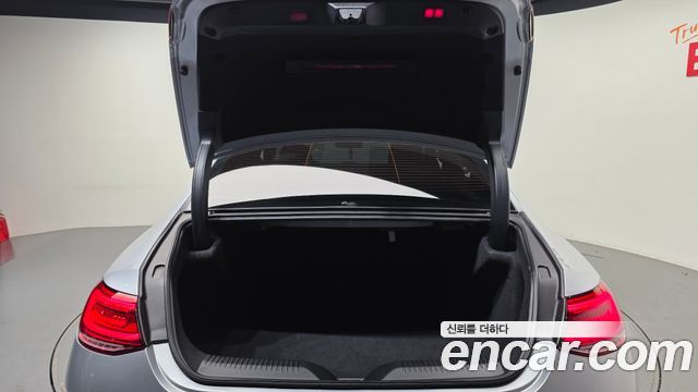 Mercedes-Benz CLS-Class 2022 — photo 26