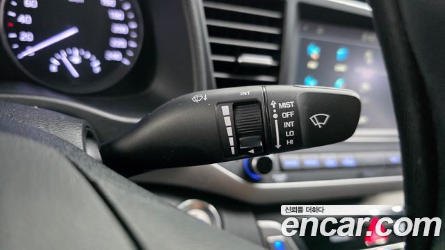 Hyundai AVANTE 2018 — photo 27