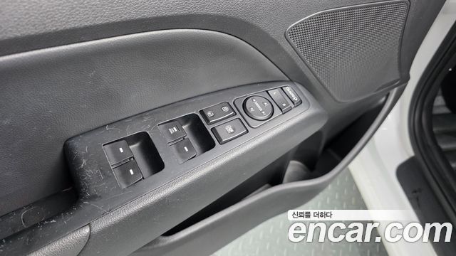 Hyundai AVANTE 2018 — photo 28
