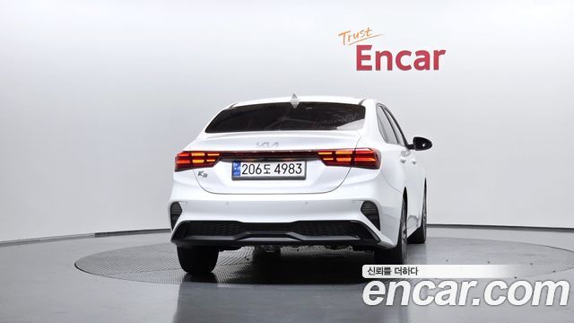 Kia K3 2022 — photo 4