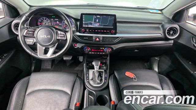 Kia K3 2022 — photo 10