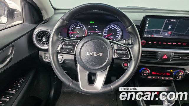 Kia K3 2022 — photo 19