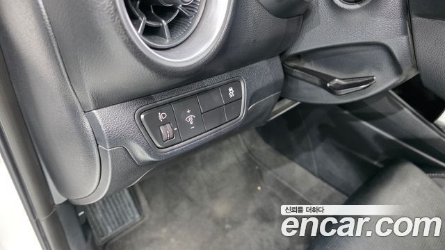 Kia K3 2022 — photo 24
