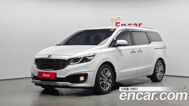 Kia Canival 2016 — photo 1