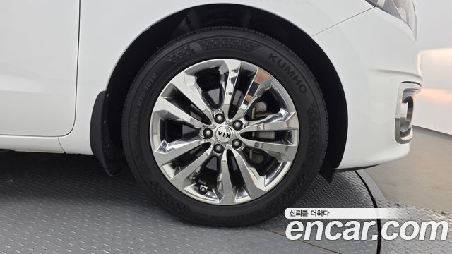 Kia Canival 2016 — photo 7
