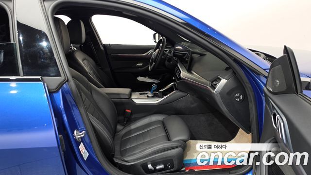 BMW i4 2023 — photo 16