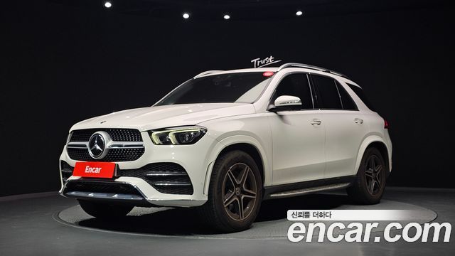 Mercedes-Benz GLE-Class 2019 — photo 1