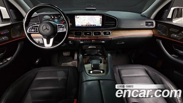 Mercedes-Benz GLE-Class 2019 — photo 10