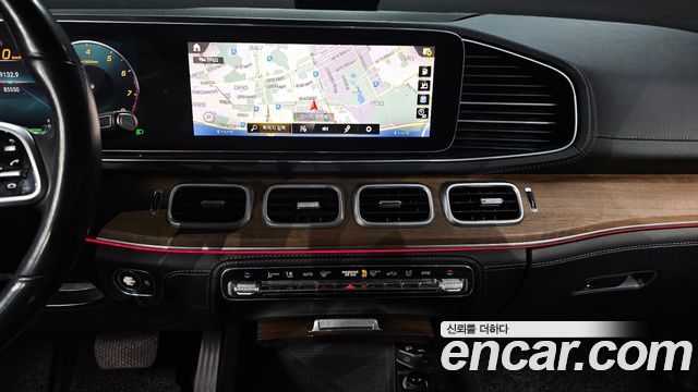 Mercedes-Benz GLE-Class 2019 — photo 20