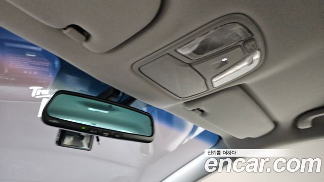 Kia K5 2012 — photo 24