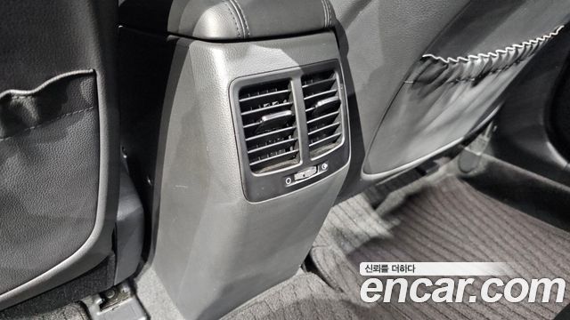 Kia K5 2012 — photo 28