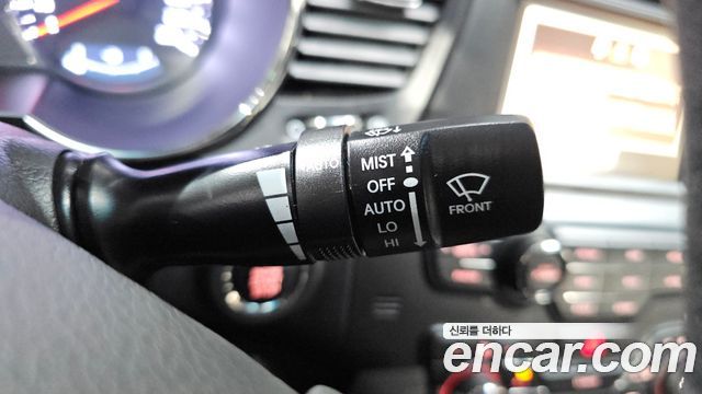Kia K5 2012 — photo 30
