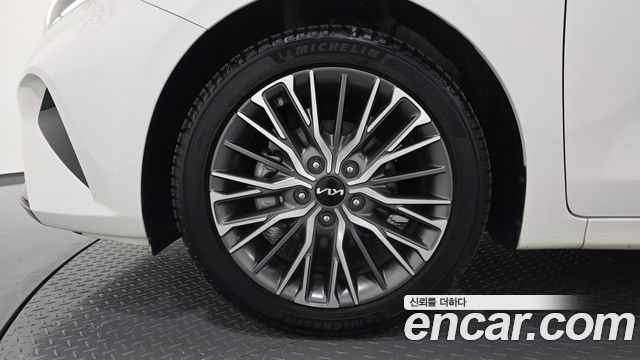 Kia K3 2022 — photo 5