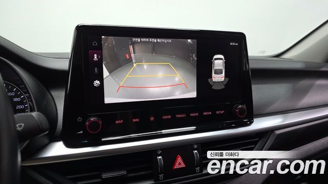 Kia K3 2022 — photo 16