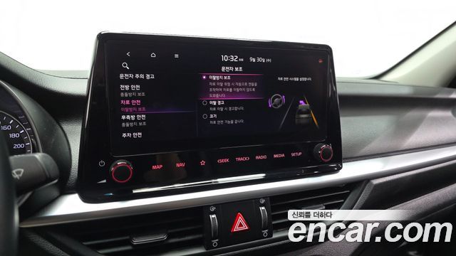 Kia K3 2022 — photo 17