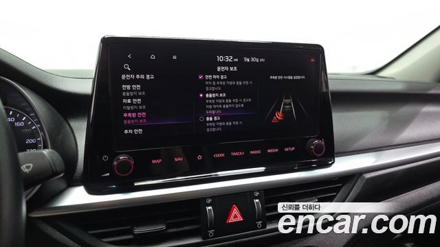 Kia K3 2022 — photo 18