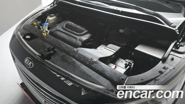 Kia Canival 2016 — photo 6