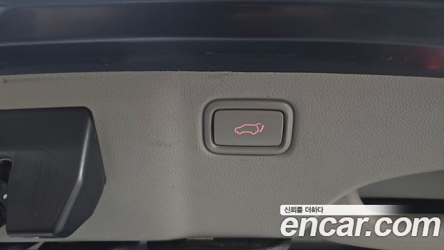 Kia Canival 2016 — photo 20
