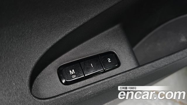 Polestar Polestar 2 2022 — photo 28