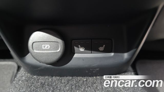 Polestar Polestar 2 2022 — photo 19