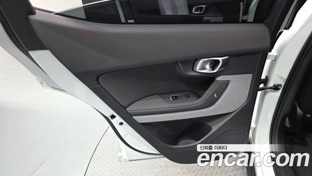 Polestar Polestar 2 2022 — photo 15