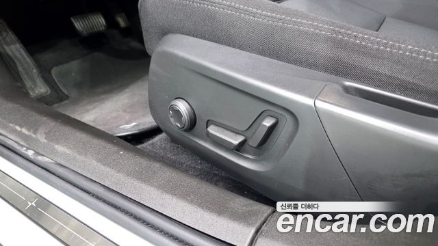 Polestar Polestar 2 2022 — photo 35