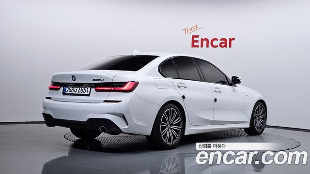 BMW 3-Series 2021 — photo 2