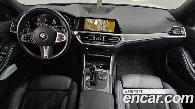 BMW 3-Series 2021 — photo 10