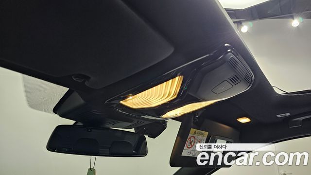 BMW 3-Series 2021 — photo 21