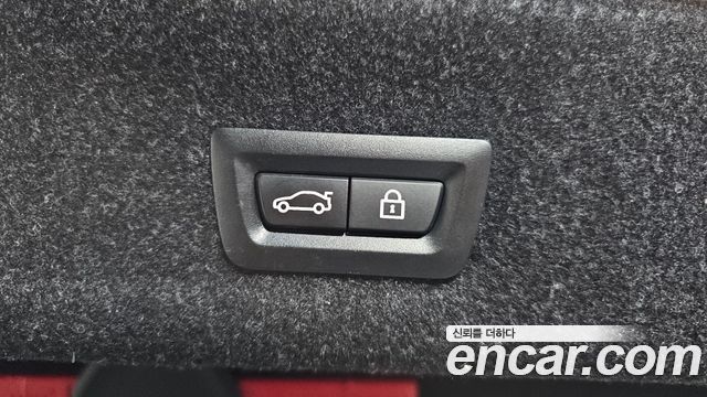 BMW 3-Series 2021 — photo 24