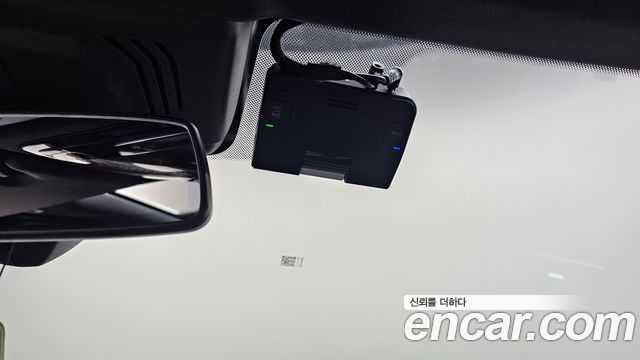 BMW 3-Series 2021 — photo 35