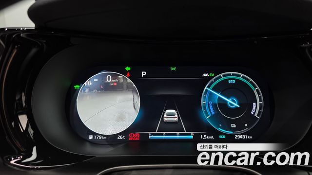 Kia K5 2023 — photo 11