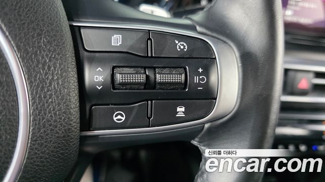 Kia K5 2023 — photo 25