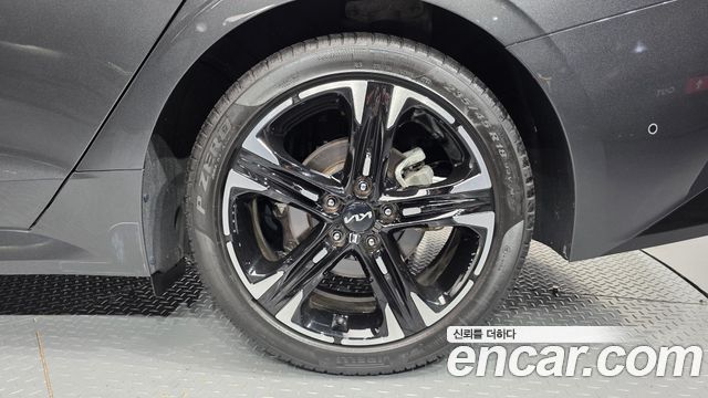 Kia K5 2023 — photo 7