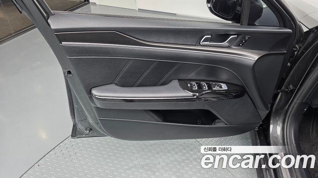 Kia K5 2023 — photo 14