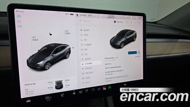 Tesla Model Y 2021 — photo 11