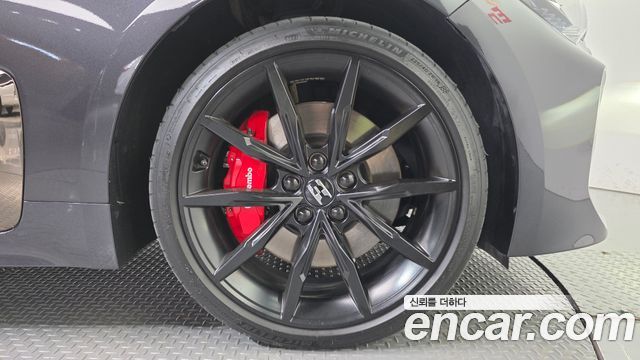 Kia Stinger 2023 — photo 5