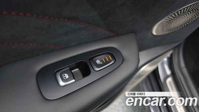 Kia Stinger 2023 — photo 23