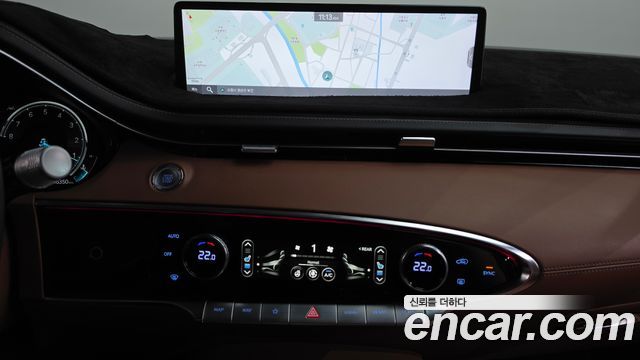 Genesis GV70 2023 — photo 18