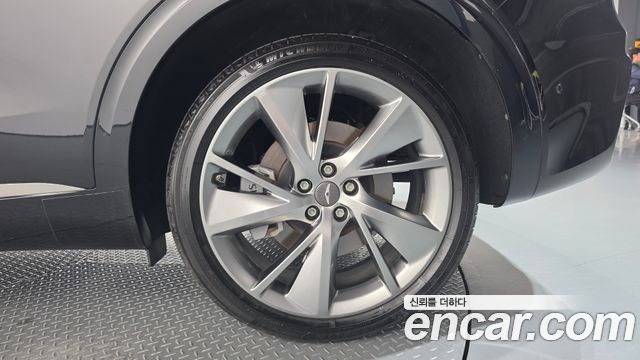 Genesis GV70 2023 — photo 7