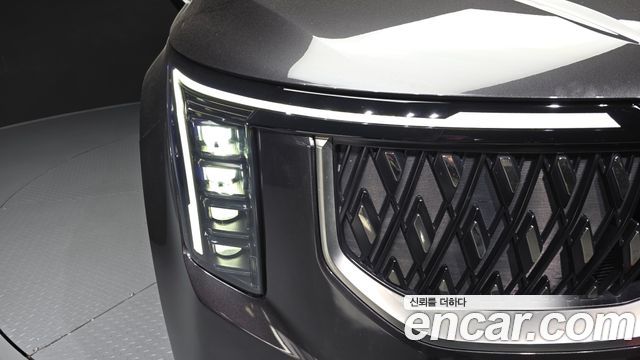 Kia Canival 2024 — photo 8
